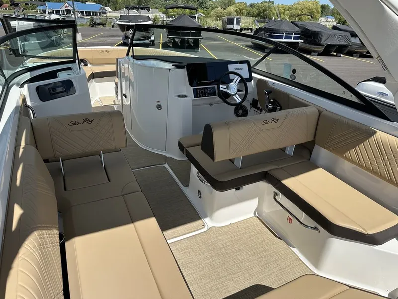 Slide: The Image of Sea Ray SDX 250 Outboard 2026 - 13