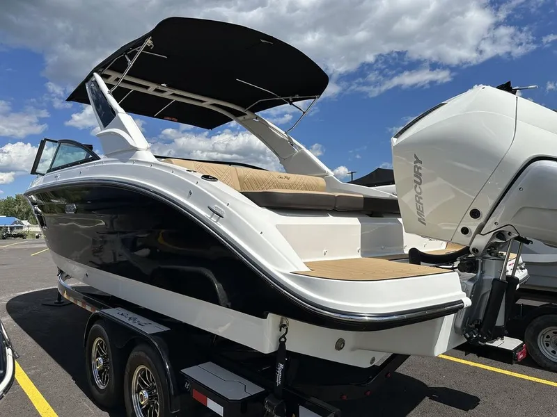 Slide: The Image of Sea Ray SDX 250 Outboard 2026 - 3