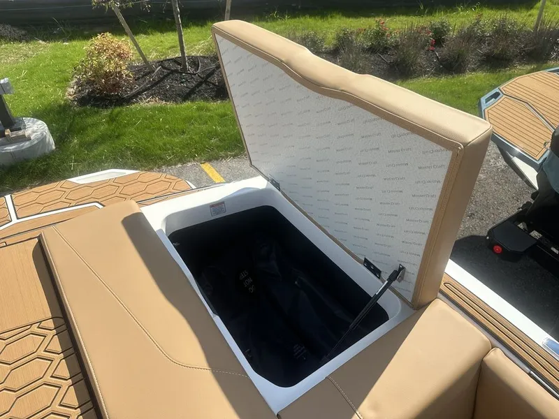 Slide: The Image of MasterCraft NXT23 2026 - 22