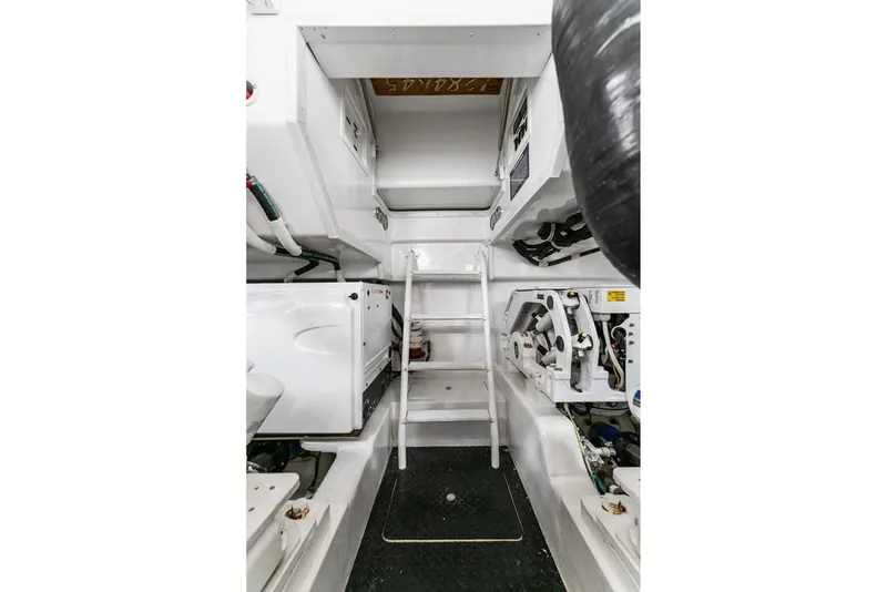 Slide: The Image of Viking 44 Express 2018 - 105