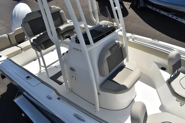 Slide: The Image of Key West Boats 203 FS 2026 - 22