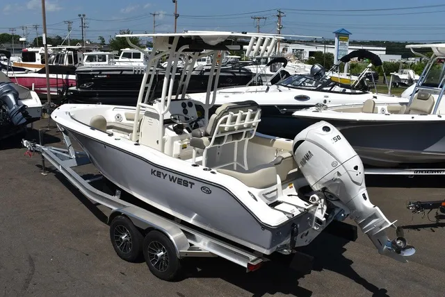 Slide: The Image of Key West Boats 203 FS 2026 - 4