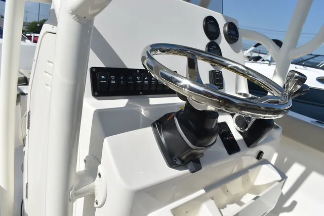 Slide: The Image of Key West Boats 203 FS 2026 - 16