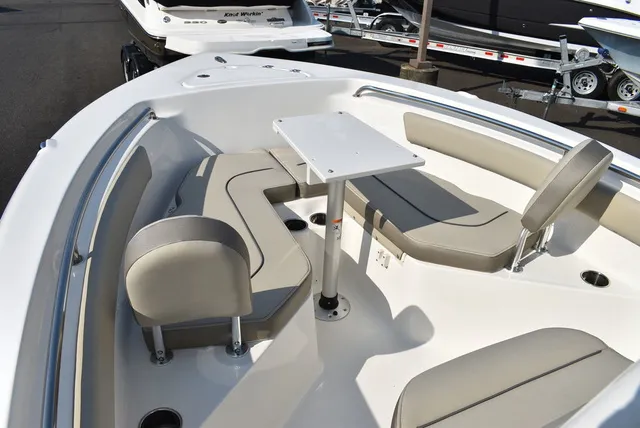 Slide: The Image of Key West Boats 203 FS 2026 - 34