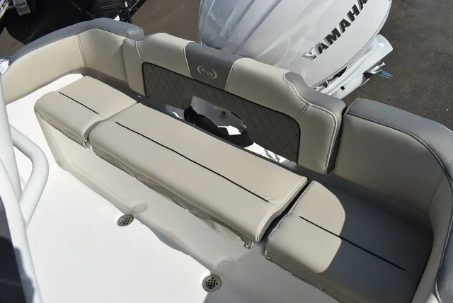 Slide: The Image of Key West Boats 203 FS 2026 - 27