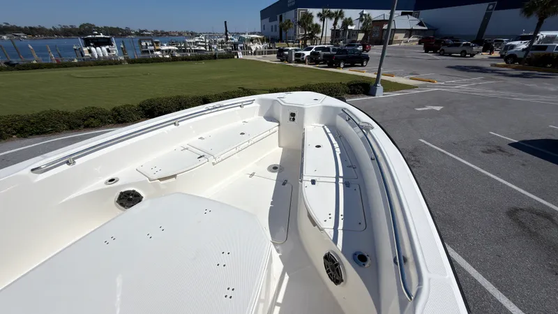 Slide: The Image of Boston Whaler 280 Dauntless 2027 - 11