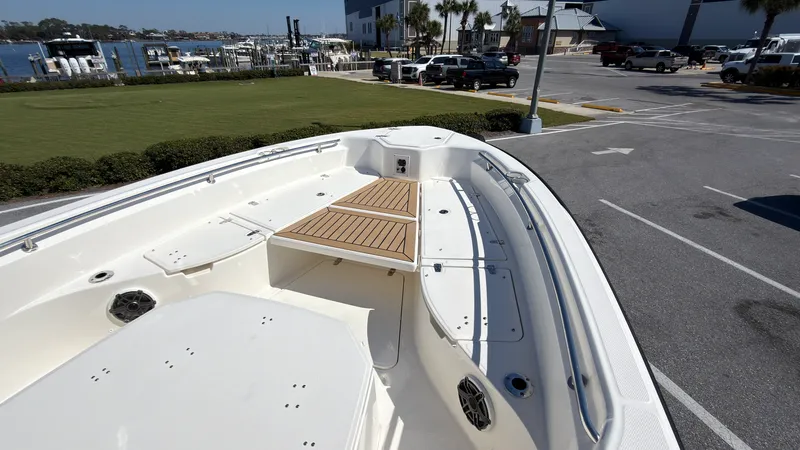 Slide: The Image of Boston Whaler 280 Dauntless 2027 - 9