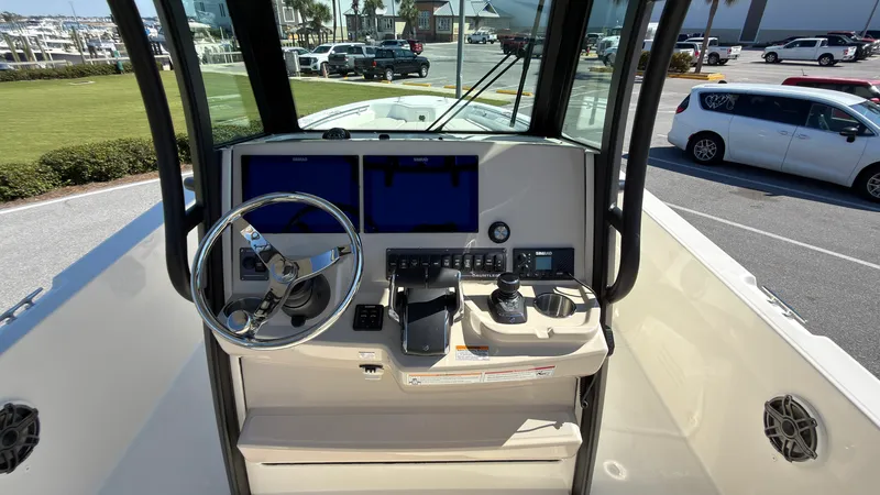 Slide: The Image of Boston Whaler 280 Dauntless 2027 - 18