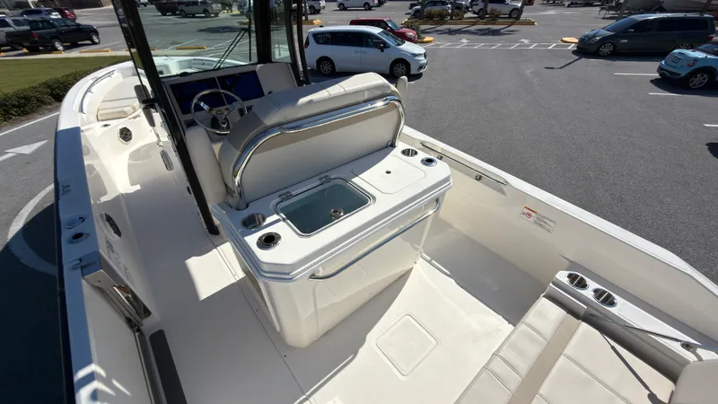 Slide: The Image of Boston Whaler 280 Dauntless 2027 - 25