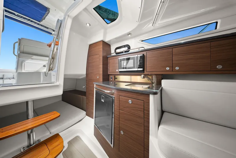 Slide: The Image of Boston Whaler 325 CONQUEST 2023 - 24
