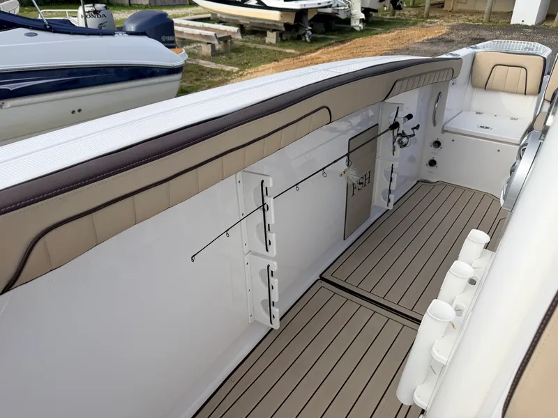 Slide: The Image of Yamaha 255 FSH SPORT H 2024 - 14