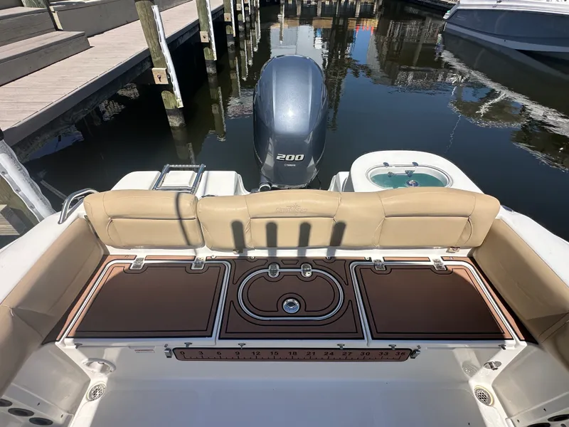 Slide: The Image of NauticStar 2302 LEGACY 2020 - 8