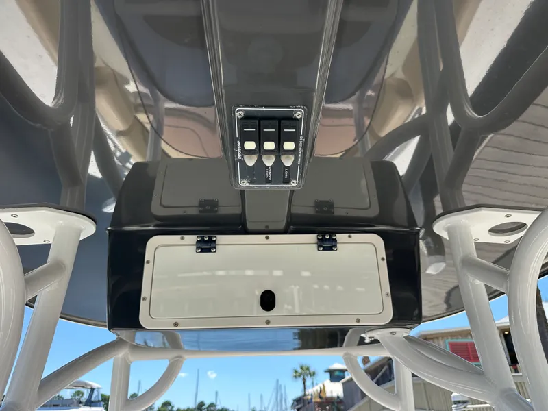 Slide: The Image of NauticStar 2302 LEGACY 2020 - 6
