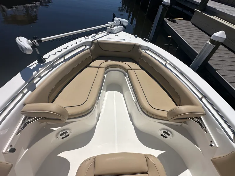 Slide: The Image of NauticStar 2302 LEGACY 2020 - 25