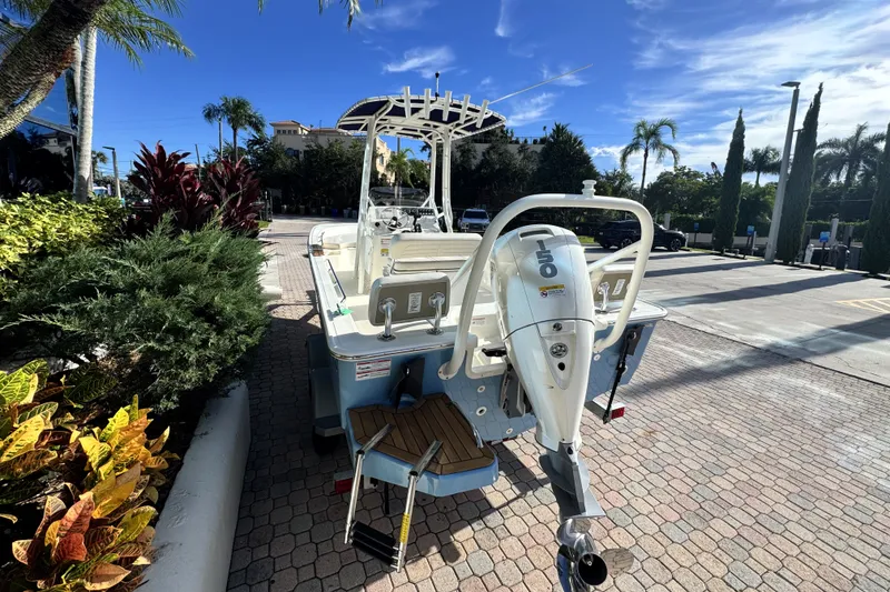 Slide: The Image of Boston Whaler 190 Montauk 2027 - 7