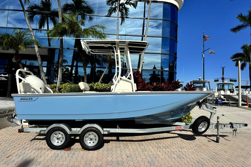 Slide: The Image of Boston Whaler 190 Montauk 2027 - 1
