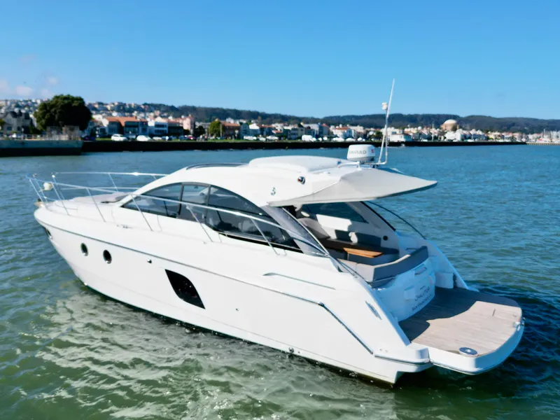 Slide: The Image of Beneteau GRAN TURISMO 38 2014 - 19