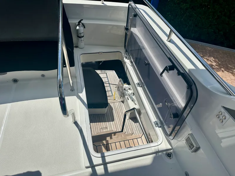 Slide: The Image of Galeon 500 FLY 2025 - 56