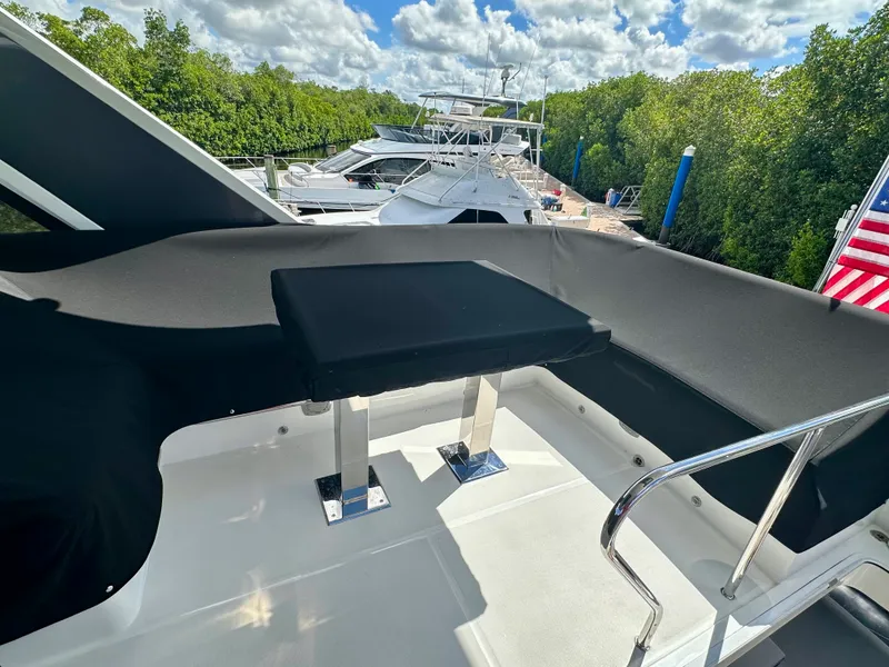 Slide: The Image of Galeon 500 FLY 2025 - 66