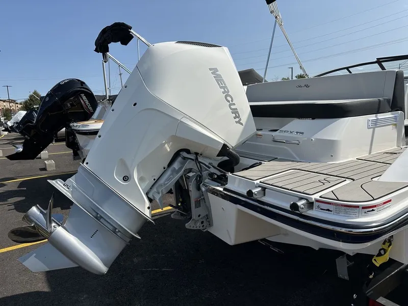 Slide: The Image of Sea Ray SPX 210 Outboard 2026 - 2