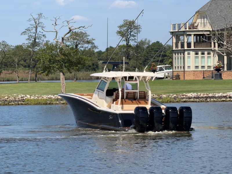 Slide: The Image of Scout 380 LXF 2019 - 5