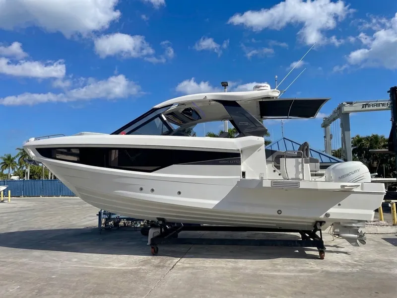 Slide: The Image of Galeon 325 GTO 2023 - 2