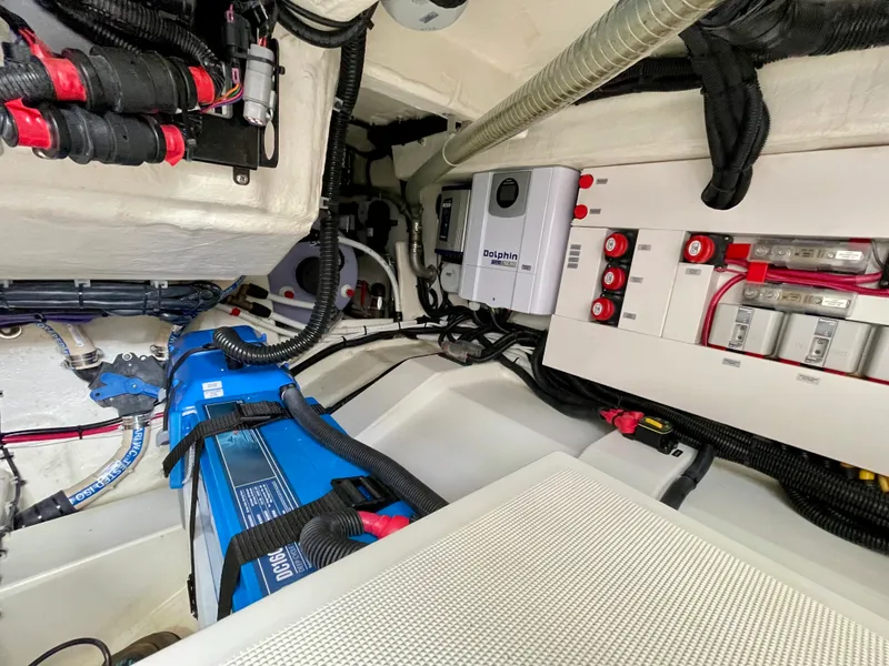 Slide: The Image of Galeon 325 GTO 2023 - 37