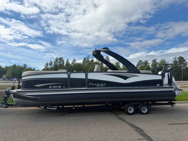 The Image of Premier 250 Solaris 2023 - 0