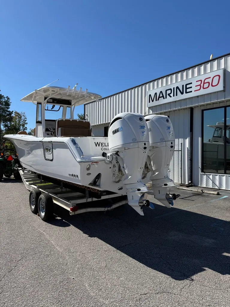Slide: The Image of Sea Hunt Gamefish 30 FS 2022 - 2