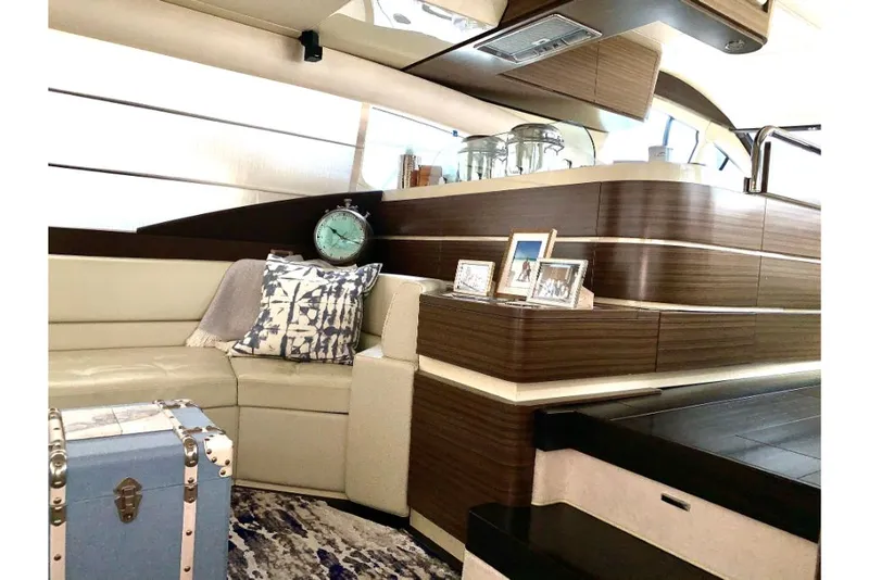 Slide: The Image of Azimut FLY 60 2016 - 25