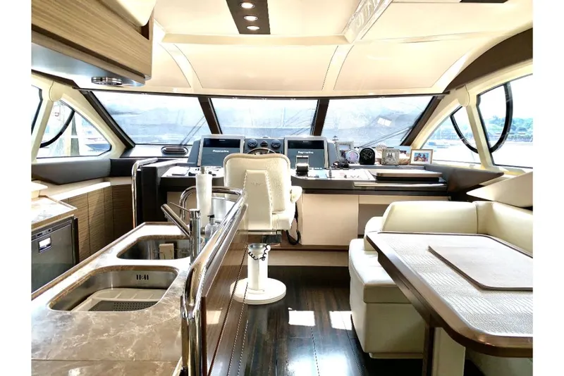 Slide: The Image of Azimut FLY 60 2016 - 31