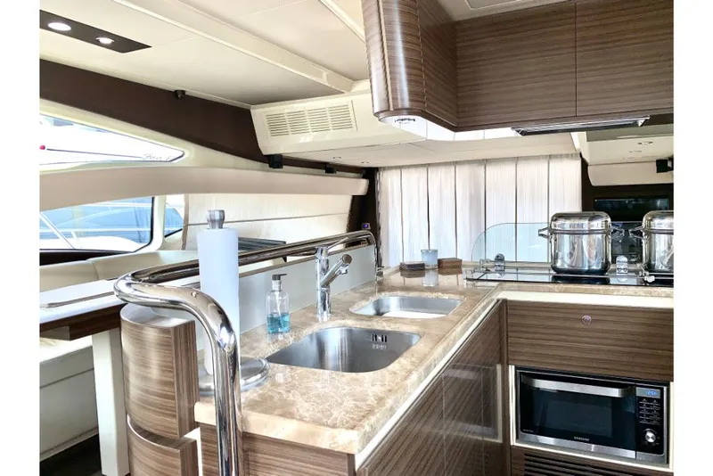 Slide: The Image of Azimut FLY 60 2016 - 38