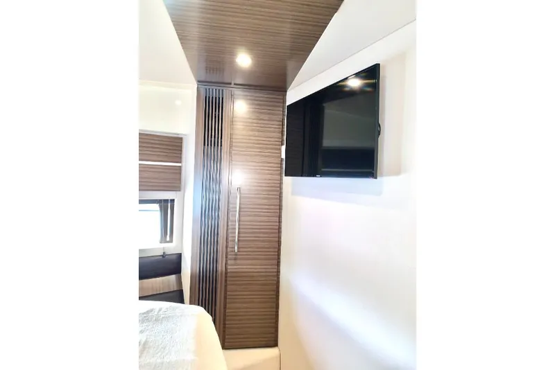 Slide: The Image of Azimut FLY 60 2016 - 47