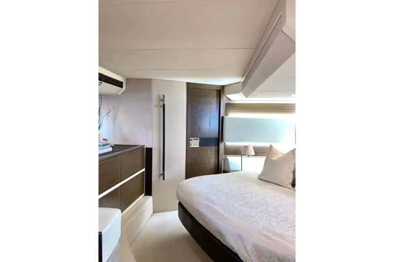 Slide: The Image of Azimut FLY 60 2016 - 58
