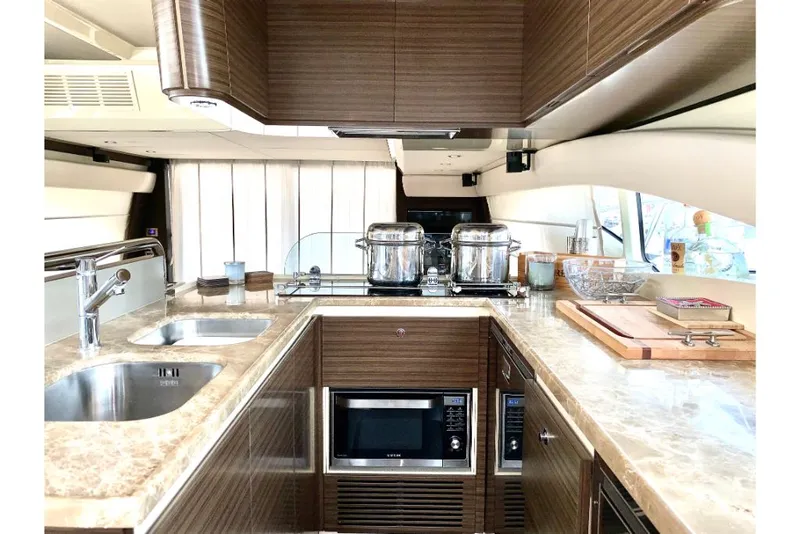 Slide: The Image of Azimut FLY 60 2016 - 37