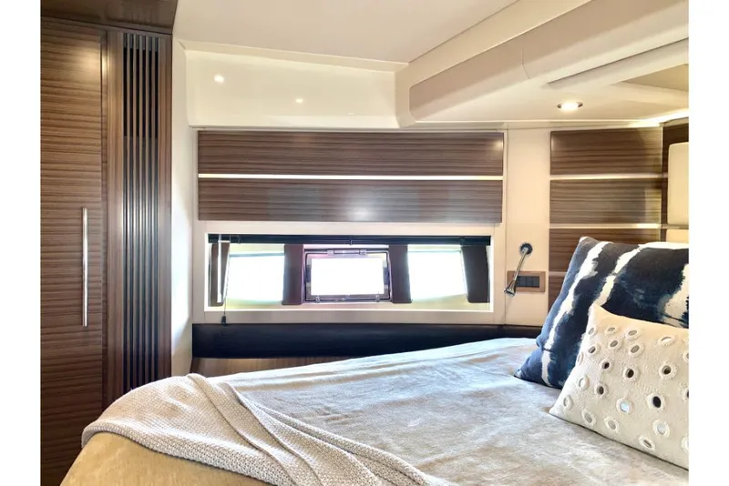 Slide: The Image of Azimut FLY 60 2016 - 49