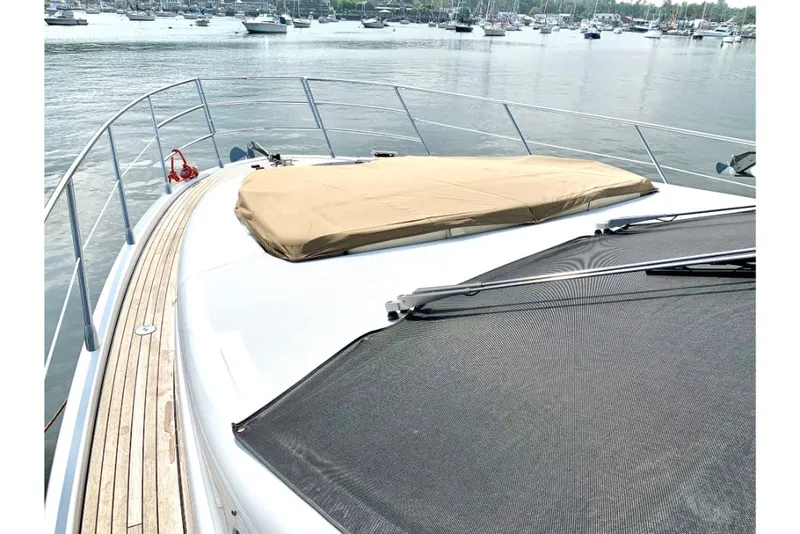 Slide: The Image of Azimut FLY 60 2016 - 18