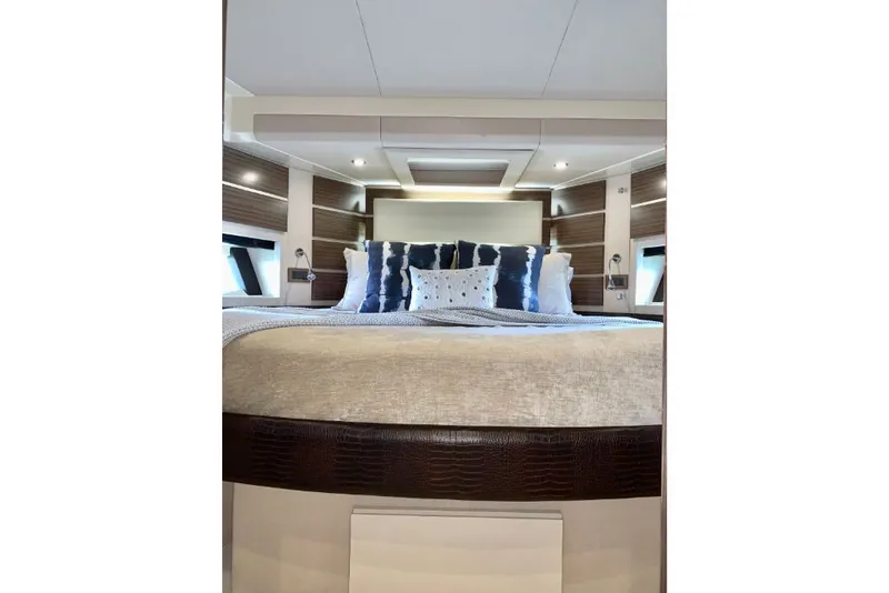 Slide: The Image of Azimut FLY 60 2016 - 46