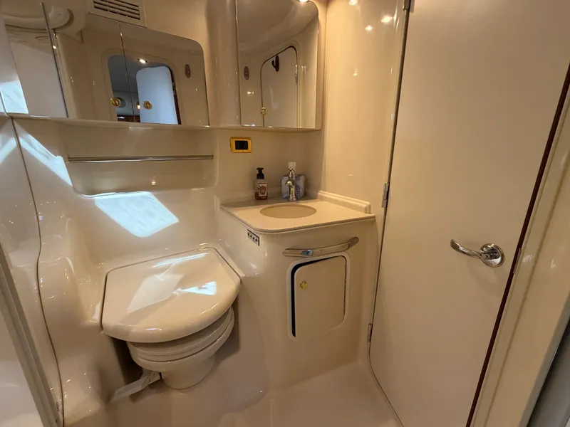 Slide: The Image of Sea Ray 410 SUNDANCER 2000 - 23