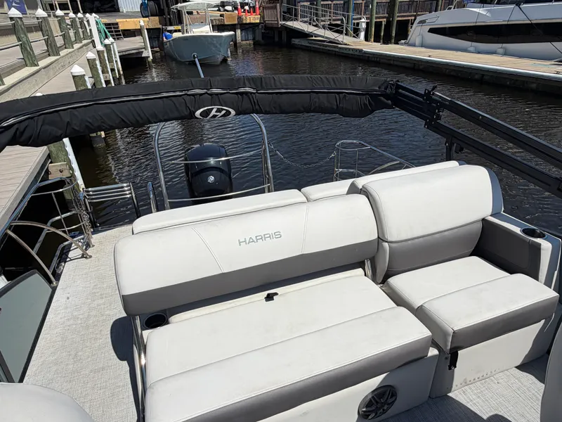 Slide: The Image of Harris CRUISER 210 SLDH 2023 - 22