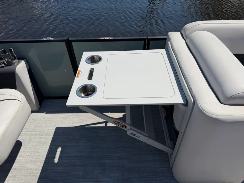 Slide: The Image of Harris CRUISER 210 SLDH 2023 - 26