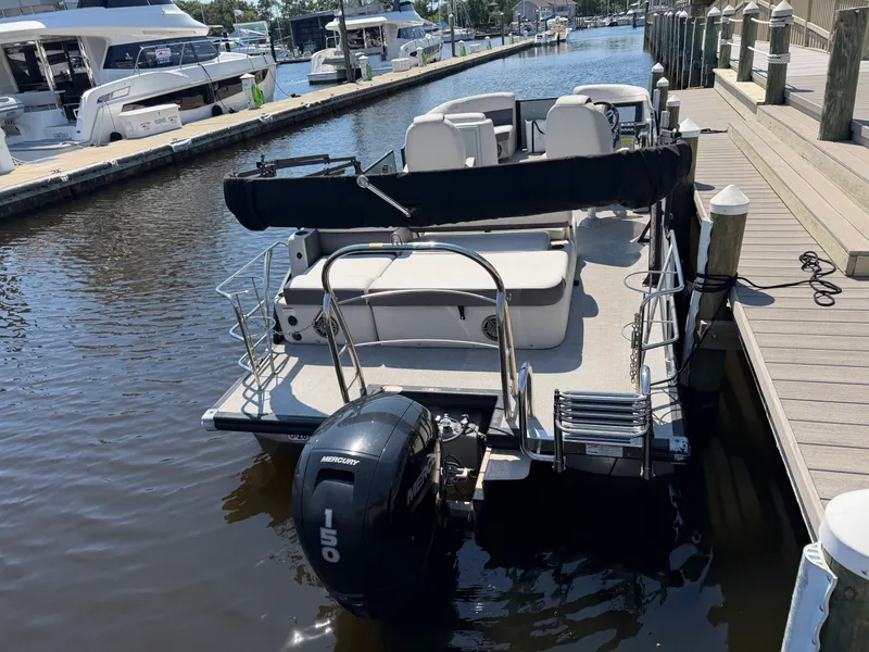 Slide: The Image of Harris CRUISER 210 SLDH 2023 - 3