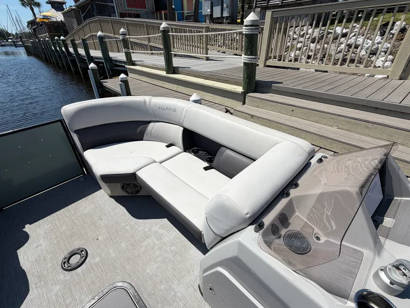Slide: The Image of Harris CRUISER 210 SLDH 2023 - 8