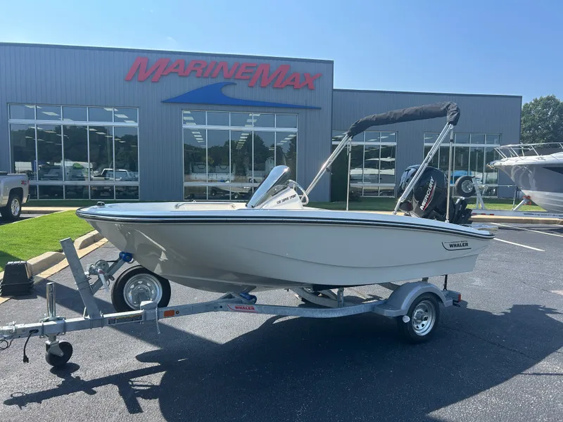 The Image of Boston Whaler 130 Super Sport 2027 - 0