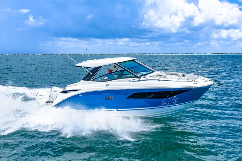 Slide: The Image of Sea Ray Sundancer 320 Outboard 2027 - 20