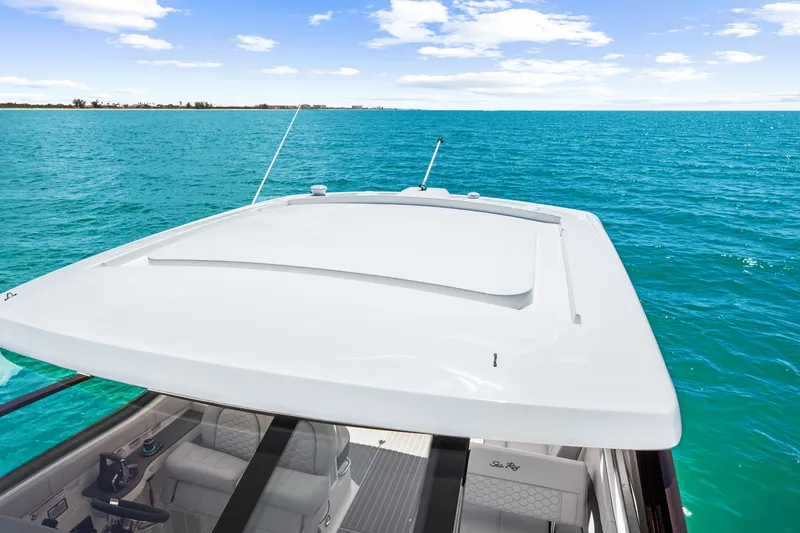 Slide: The Image of Sea Ray Sundancer 320 Outboard 2027 - 41