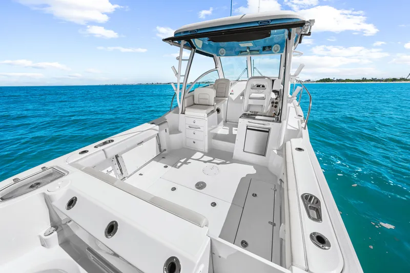 Slide: The Image of Boston Whaler 285 Conquest 2027 - 17