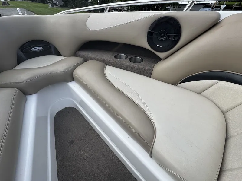 Slide: The Image of Malibu 23 LSV 2007 - 24