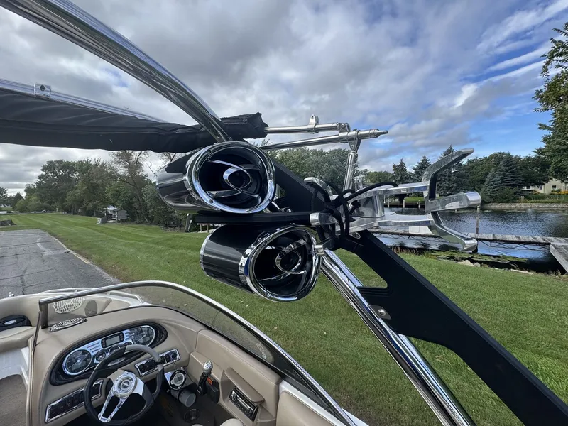 Slide: The Image of Malibu 23 LSV 2007 - 28