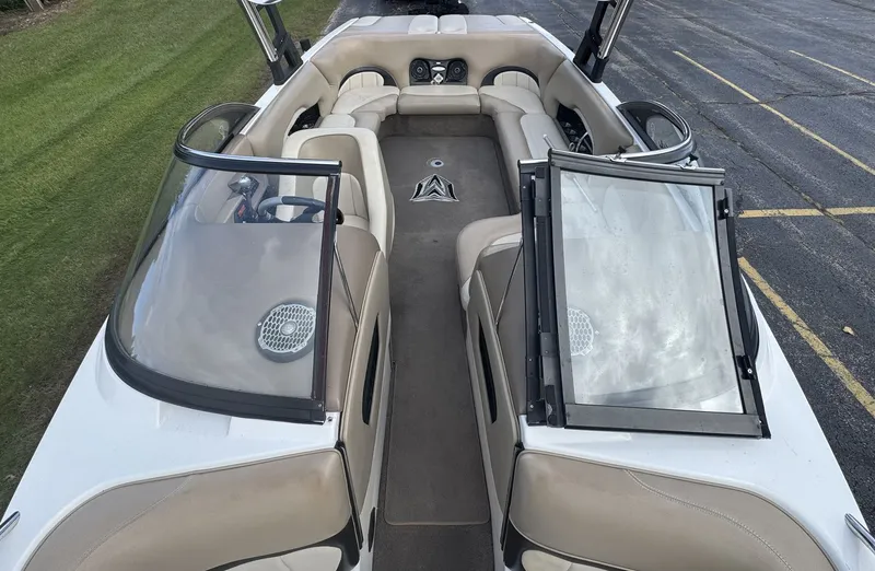 Slide: The Image of Malibu 23 LSV 2007 - 26
